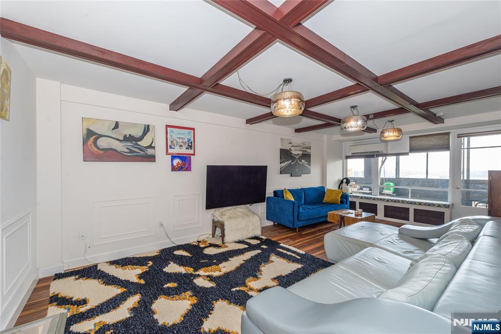 90 Prospect Avenue 10A
