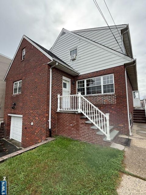 Photo of 220 Jersey Ave #1, Cliffside Park, NJ 07010 (MLS # 25035753)