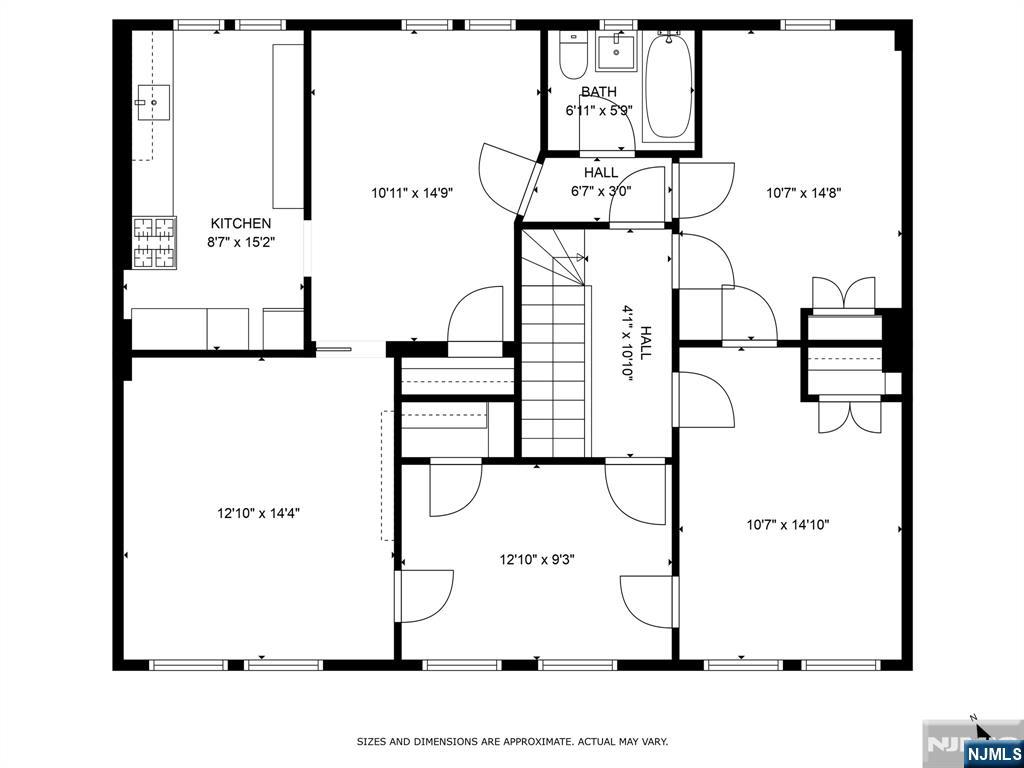 Main image without alt text