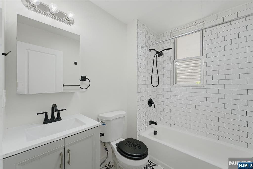 148 N 15th Street