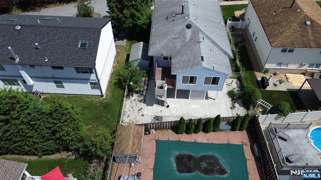 1033 Park Drive