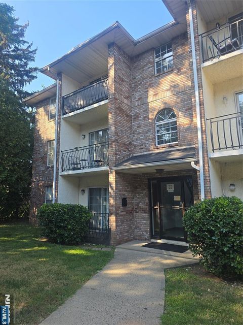 800 Summer Newark NJ 07104