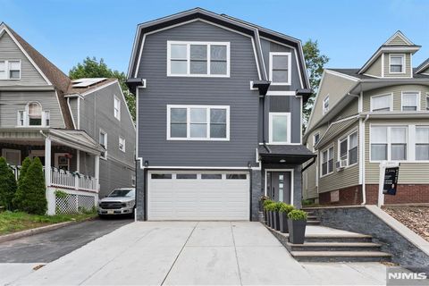 71 Watson Avenue East Orange NJ 07018
