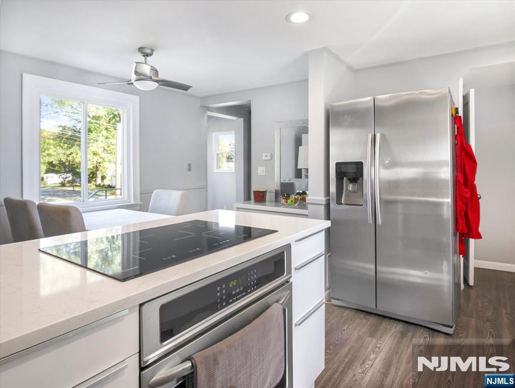 12 Nutwold Avenue