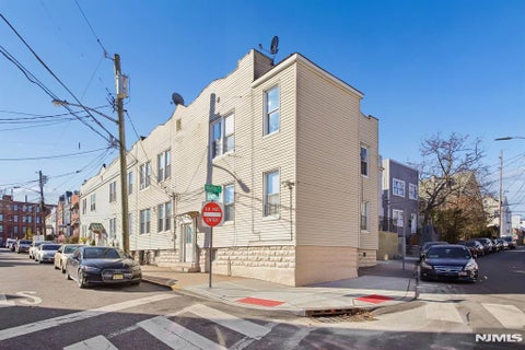 Photo of 17 Myrtle Avenue, Jersey City, NJ 07305 (MLS # 26012576)