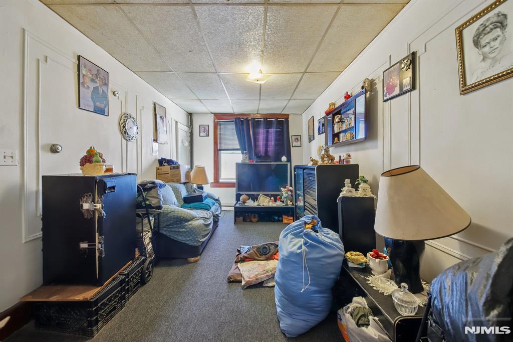 17 Myrtle Avenue