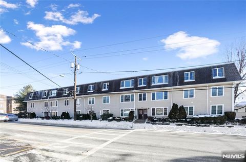 Photo of 253 Park Ave #304, Rutherford, NJ 07070 (MLS # 26003396)