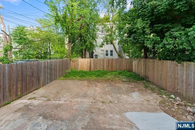 176 N 16th Street