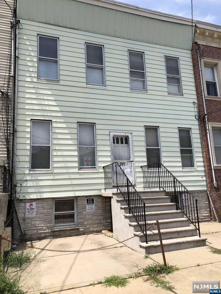 Rare opportunity to own legal 4 family house with 2 car parking spaces in JC Heights. Needs TLC/updates. It's being used as 3 family house for the current owner. Easy to covert it back to 4 family. Terrific location near Kennedy Blvd, NYC bus stop, stores, short distance to the Path in Jersey City vibrant downtown. Great investment opportunity!