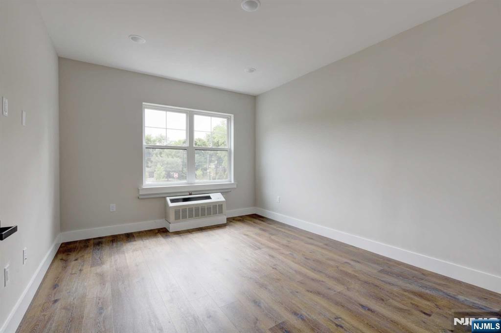 305 Patterson Street 201