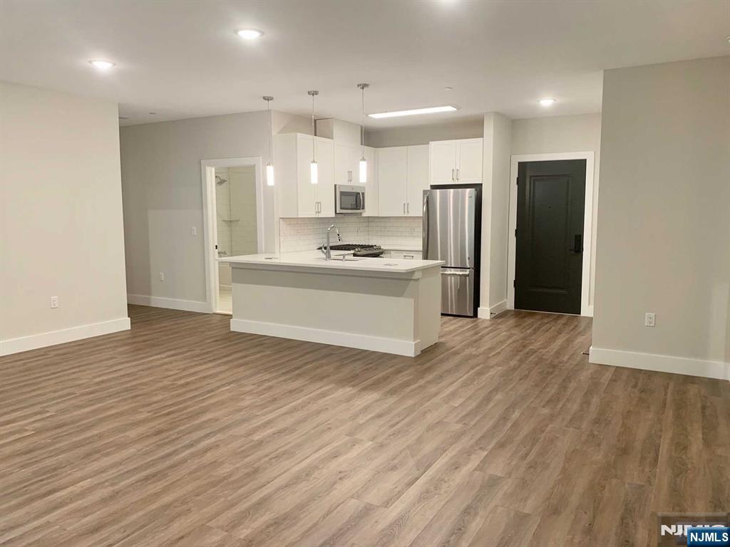 305 Patterson Street 201