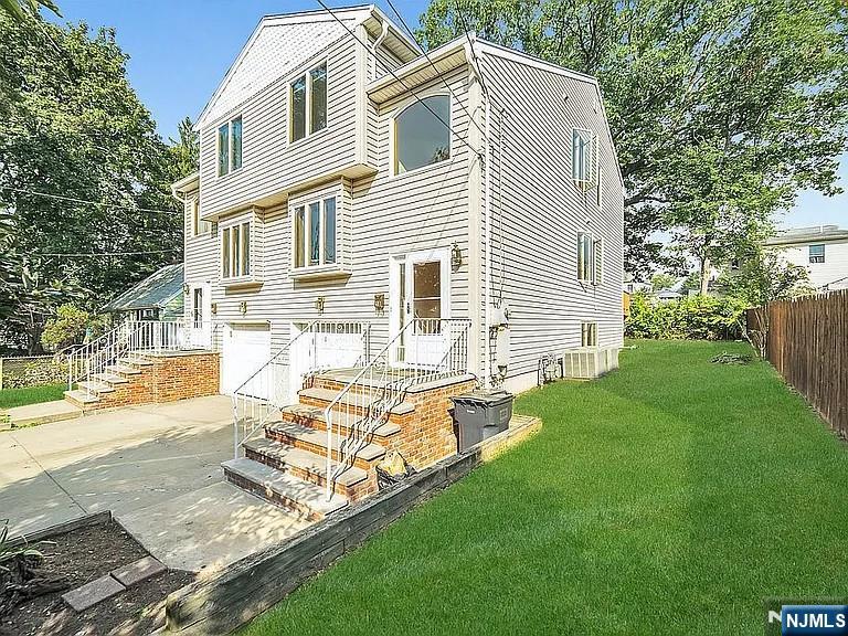 5 Roosevelt Avenue B
