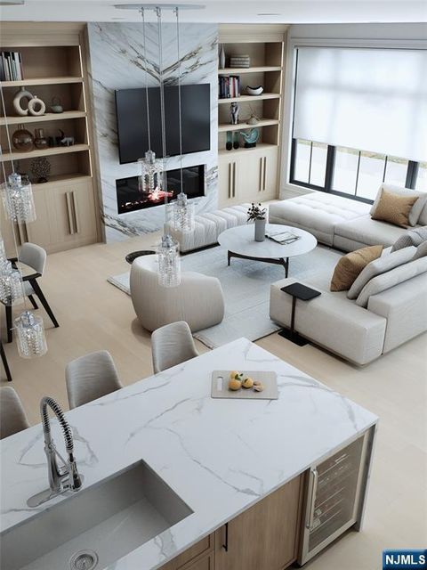 35 Feldman Court Paramus NJ 07652