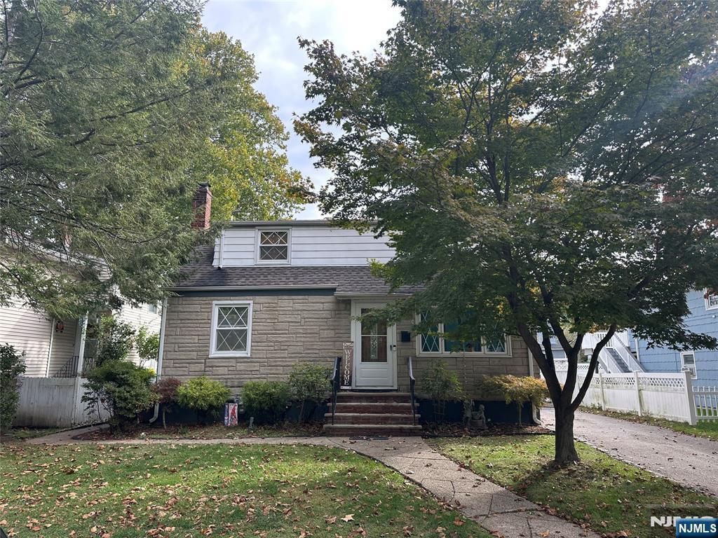 Photo of 69 River Road, New Milford, NJ 07646 (MLS # 25036089)