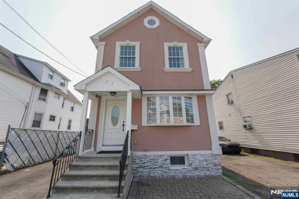 Property for Sale at 2527 Rossiter Avenue, Paterson, New Jersey - Bedrooms: 3 
Bathrooms: 3 
Rooms: 6  - $539,000