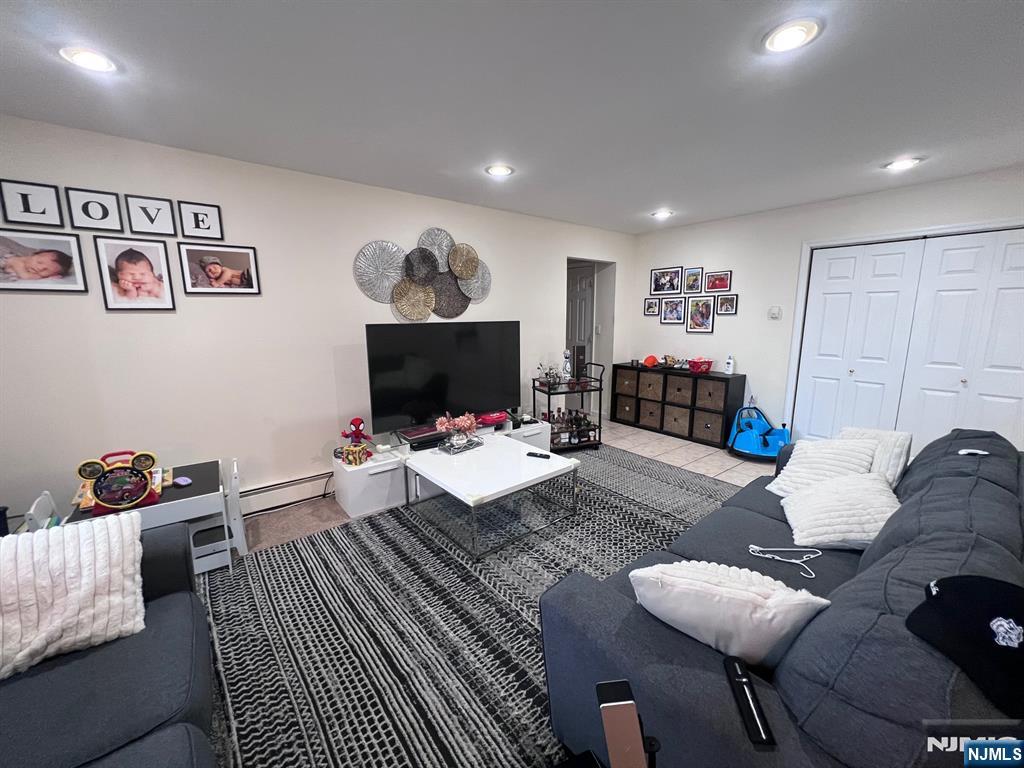 832 Main