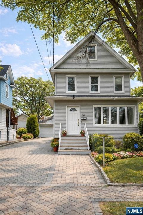 54 College Place Ridgefield Park NJ 07660