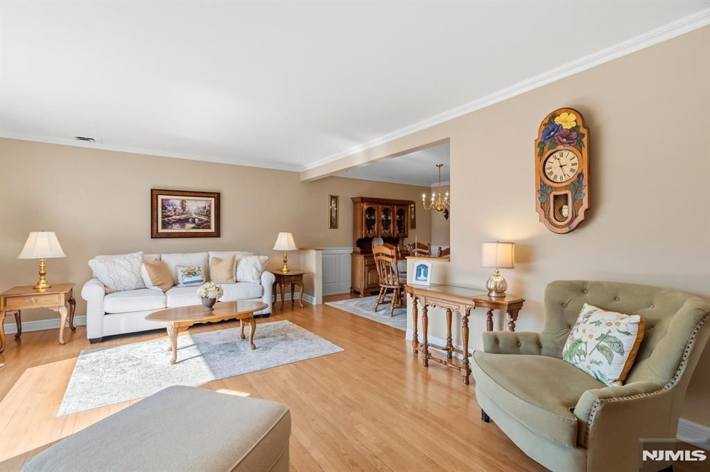 Photo of 262 Cornwall Road, Glen Rock, NJ 07452 (MLS # 26006477)