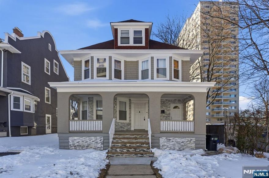 15 E highland Ave in east orange is now available for lease. It features 2 bedrooms and 1 full bath. Eat in kitchen with good cabinet space and pantry room. Updated bathroom and hardwood floors throughout. Central cooling and heating for the unit !