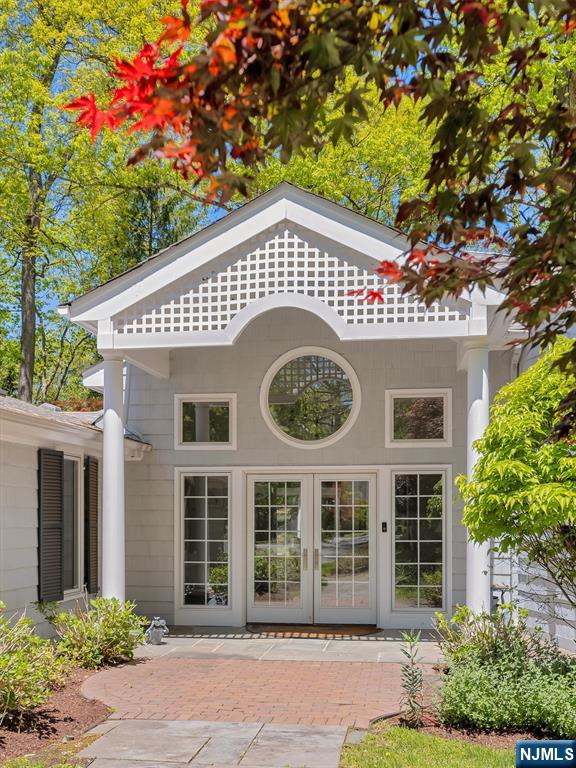 1 Hickory Lane