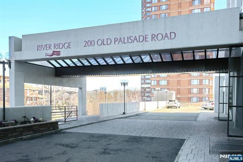 Photo of 200 Old Palisade Road #19J, Fort Lee, NJ 07024 (MLS # 26002769)