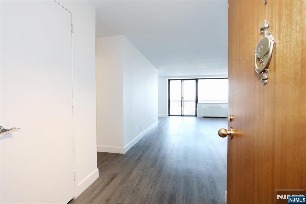 200 Old Palisade Road 19J