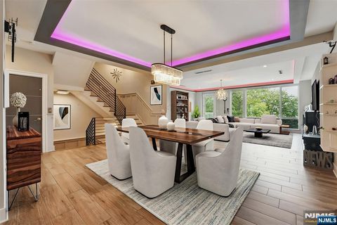 26 Hudson Terrace Edgewater NJ 07020
