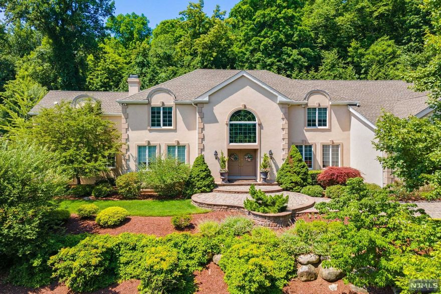 >>>>>>>>>>>>>>>>>>>>>>>>>>>>>>>>>>>>>>>>>> * WHAT'S NOT TO LOVE!! * <<<<<<<<<<<<<<<<<<<<<<<<<<<<<<<<<<<<<<< After you drive up your private "road like" driveway ...find yourself in a secluded Shangri-La. If you like the outdoors and you love a beautiful landscape, you will be pleasantly surprised by this irreplaceable, finely planned, 2plus acre site with "not to be missed" 5400 sq.ft. Classic center hall colonial. . ********End of Cul-de-sac, 5 bedrooms, 7 bathrooms, 4 Fireplaces, beautiful pocket doors, elegant formal front to back LR "room for babyGrand" a presidential office/library with winter views, neutral decor throughout, finished basement with home theatre.********************** After a long day .........when you want to get away from the world*******you can just go home to 778 Bridle Way!! >>>>>>>>>>>>>>>>>>>>>>>>>>>>>>>>>>>>>>>>>> what's not to love? <<<<<<<<<<<<<<<<<<<<<<<<<<<<<<<<<<