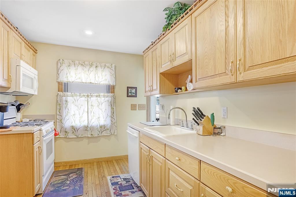 34-03 Norwood Drive
