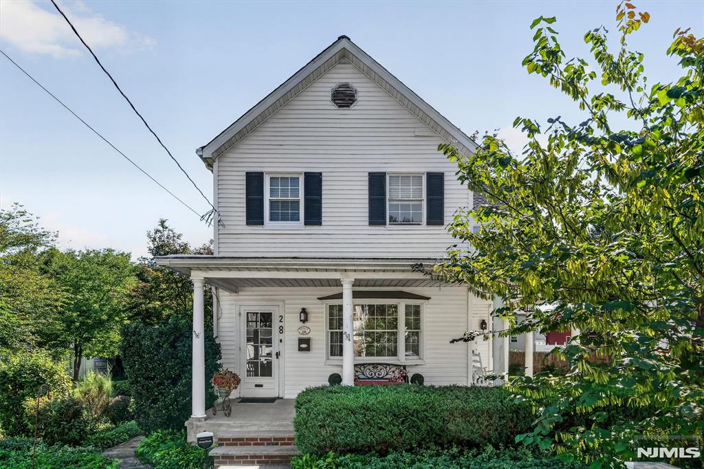 28 Leary Avenue
