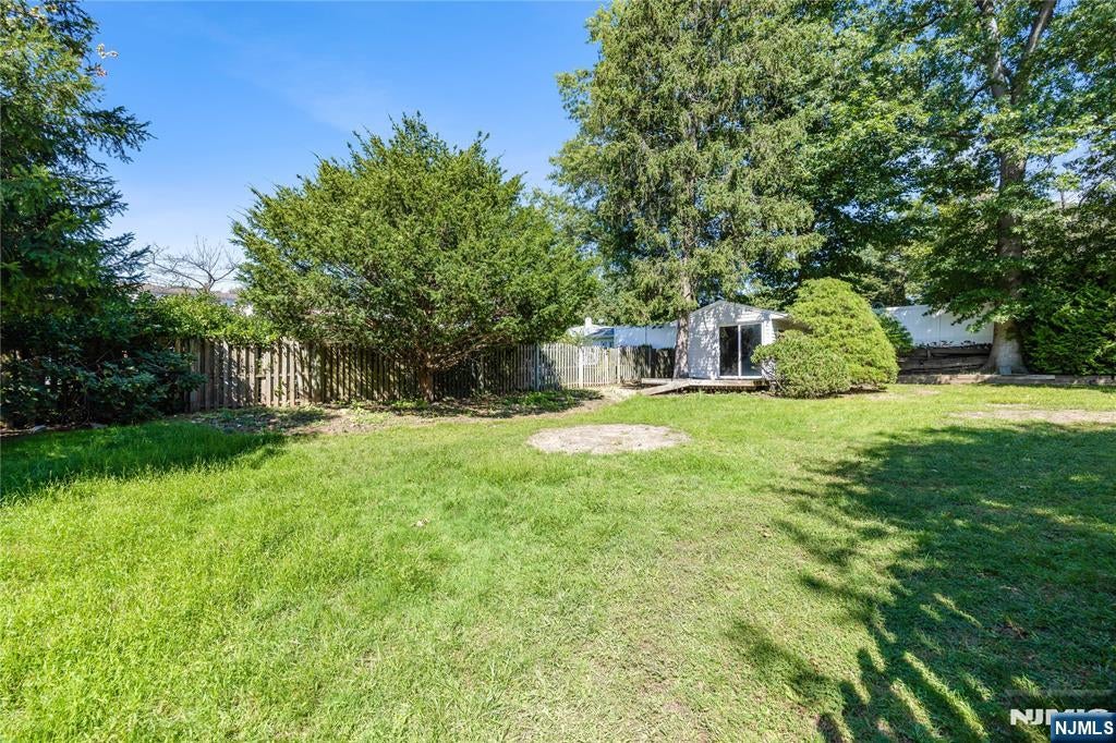 124 Pascack Road