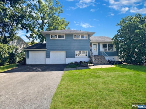Photo of 168 Graham Terrace, Saddle Brook, NJ 07663 (MLS # 26034866)
