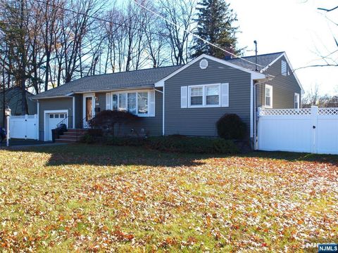 17 Garden Place Pequannock Township NJ 07444