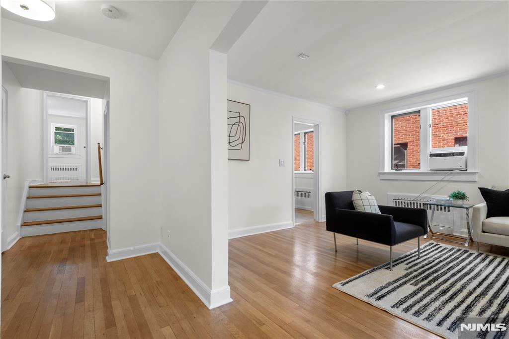 530 Broad Avenue 17