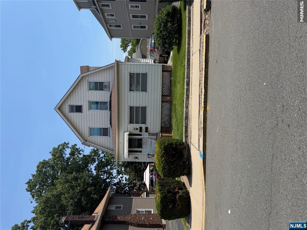 94 Union Avenue
