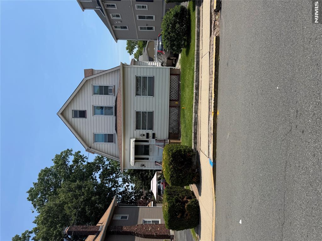 94 Union Avenue