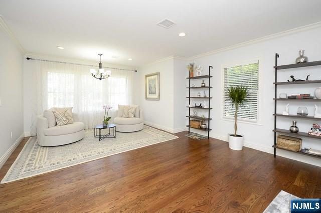 11 Madison Heights