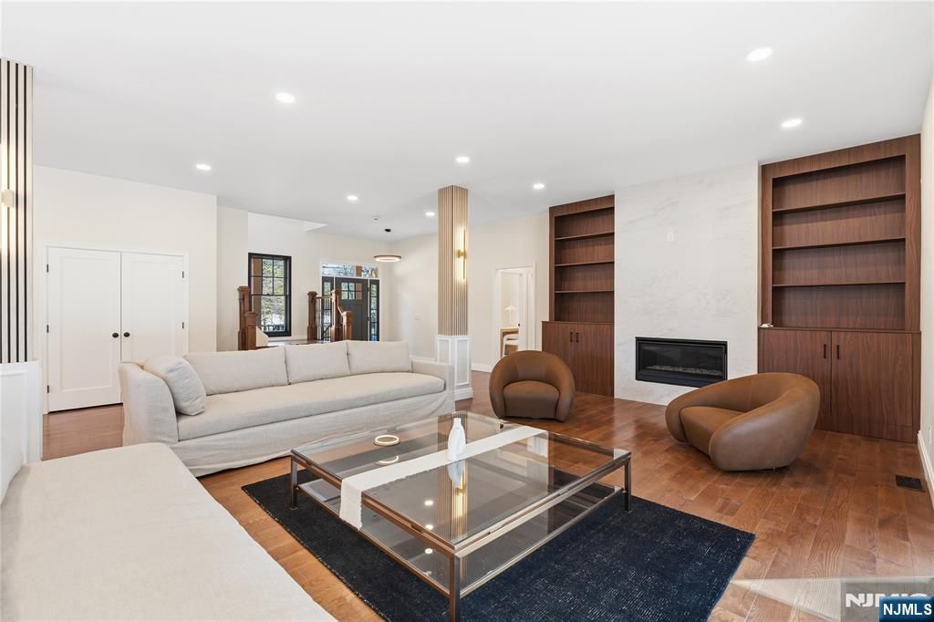 Photo of 803 Marshall Road, River Vale, NJ 07675 (MLS # 26011230)