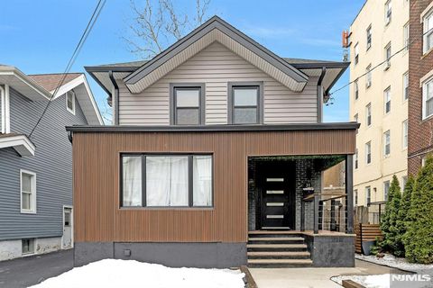 31 72nd Street North Bergen NJ 07047