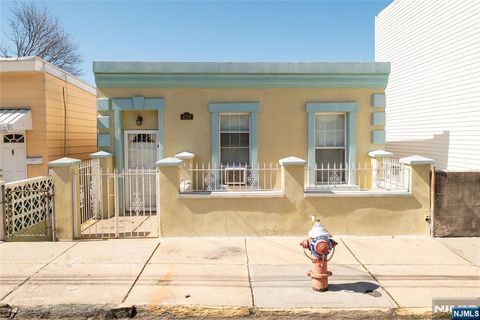 Photo of 4319 Durham Avenue, North Bergen, NJ 07047 (MLS # 26018208)