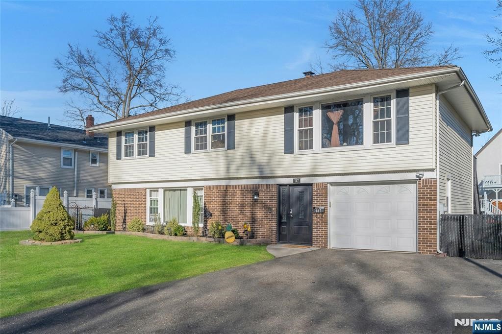 147 Pine Avenue