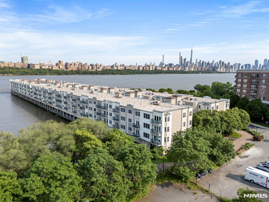 Property for Sale at 108 The Promenade 108, Edgewater, New Jersey - Bedrooms: 2 
Bathrooms: 2  - $648,000