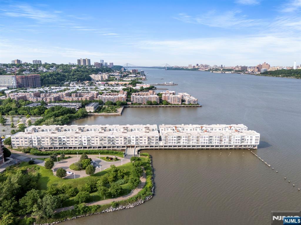 108 The Promenade 108