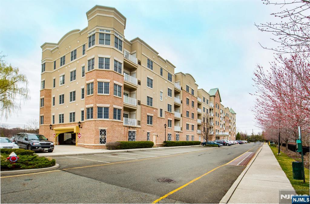 1115 Windsor Park Court