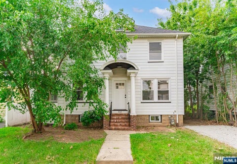 Photo of 332 Harrison Avenue, Roselle, NJ 07203 (MLS # 26026737)