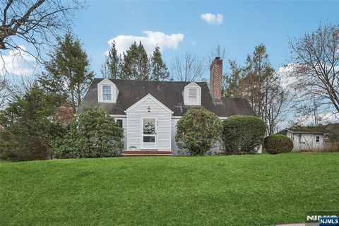 510 Blauvelt Avenue Ho-Ho-Kus NJ 07423