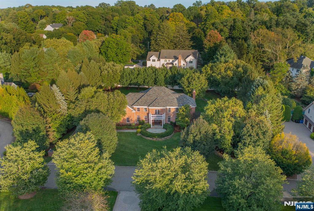Homes for Sale in Northern NJ | ThisIsRiverEdge.com 19 Mettowee Farms Court