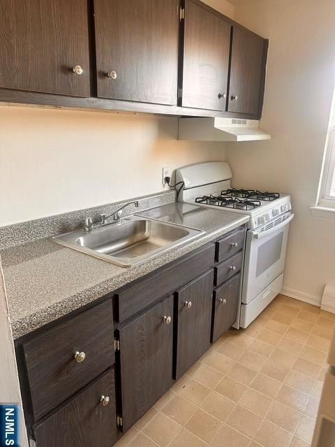 Photo of 278 Main St #E3, Little Ferry, NJ 07643 (MLS # 26001774)