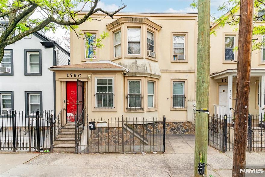 Welcome to 176C Parker Street, a well-maintained two-unit multi-family property in Newark. Featuring 6 bedrooms and 3 bathrooms, this property offers spacious layouts with strong rental potential. The exterior showcases bay-style windows that add character and natural light. Includes off-street parking for added convenience. Ideal for investors or owner-occupants seeking an income-producing property in a convenient location near transportation, shopping, and dining.