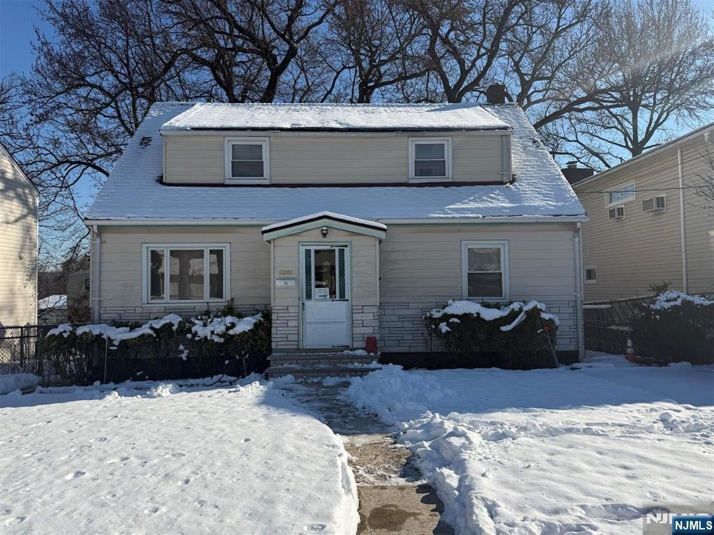 Photo of 1141 Tuxedo Square, Teaneck, NJ 07666 (MLS # 25043250)